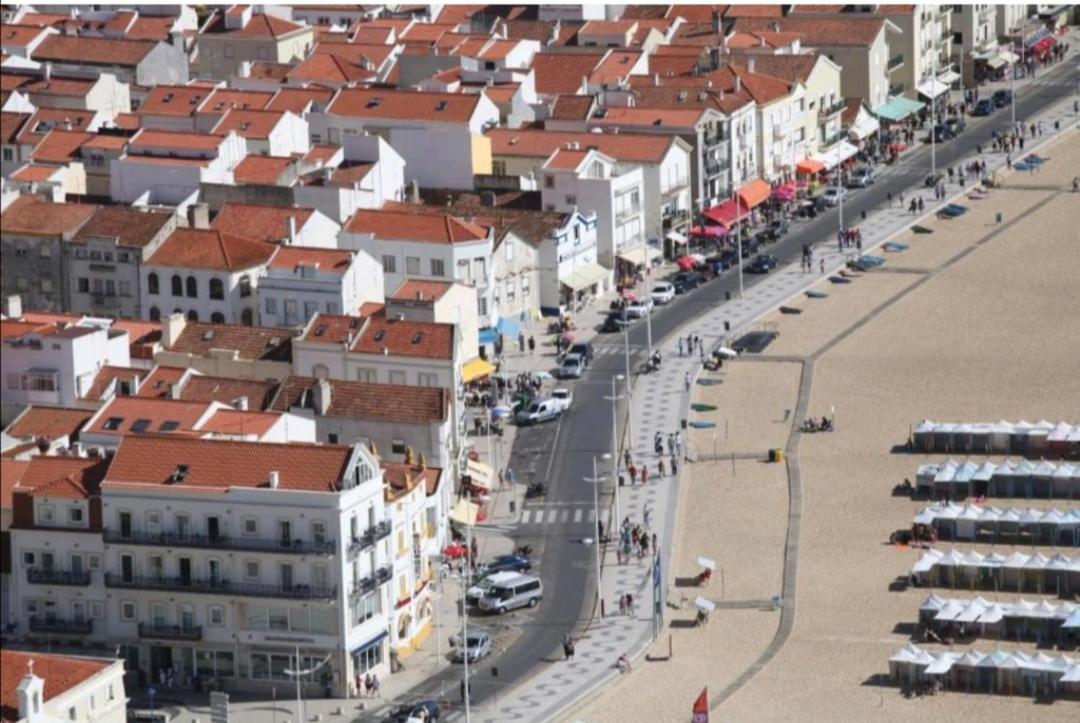 Apartamentos Nazare Amada エクステリア 写真